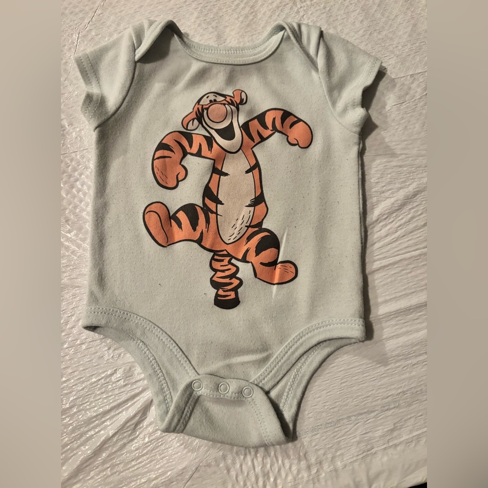 Disney Light Blue Tigger One-Piece Bodysuit  004